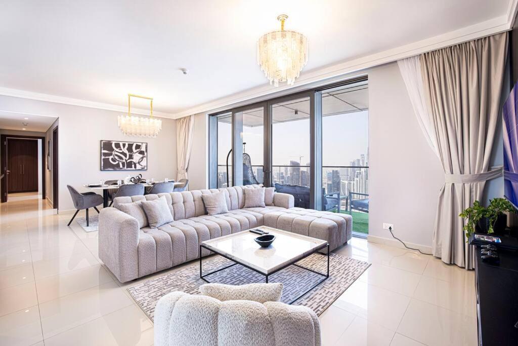 Ferienwohnung Magnificent Brand New Lux 3Br Burj & Fountain View Dubai Exterior foto