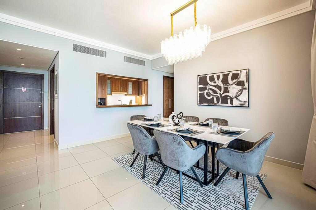 Ferienwohnung Magnificent Brand New Lux 3Br Burj & Fountain View Dubai Exterior foto