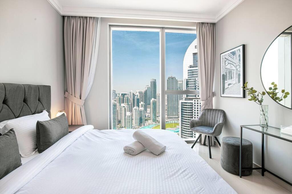 Ferienwohnung Magnificent Brand New Lux 3Br Burj & Fountain View Dubai Exterior foto